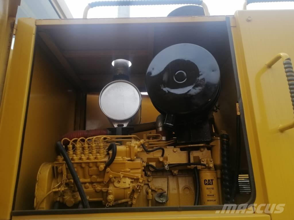 CAT 140 K Graders
