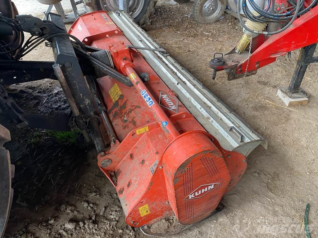 Kuhn BP 305 Crushers
