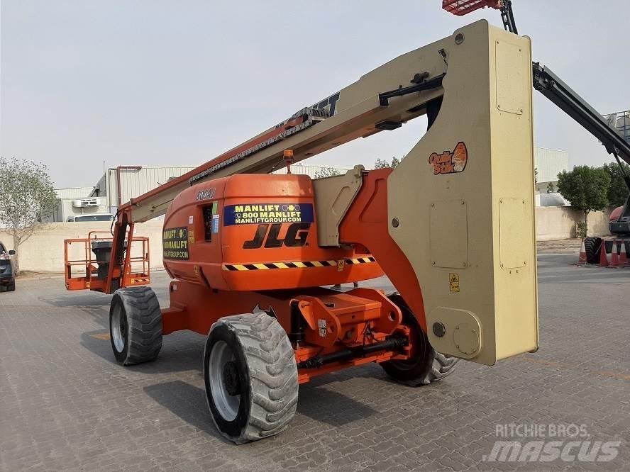 JLG 800AJ Articulated boom lifts