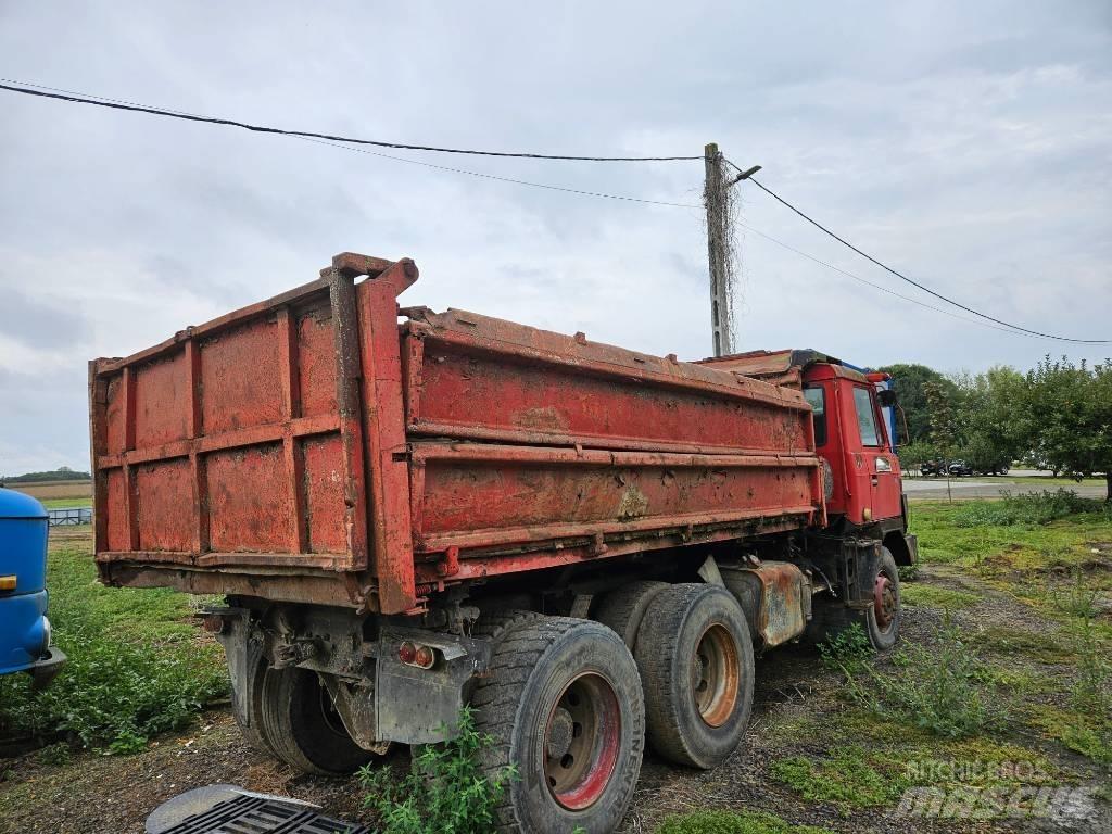 Tatra 138 S3  6x6 Tipper trucks