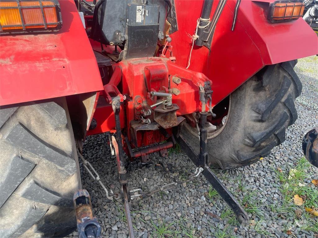 McCormick 523 Tractors