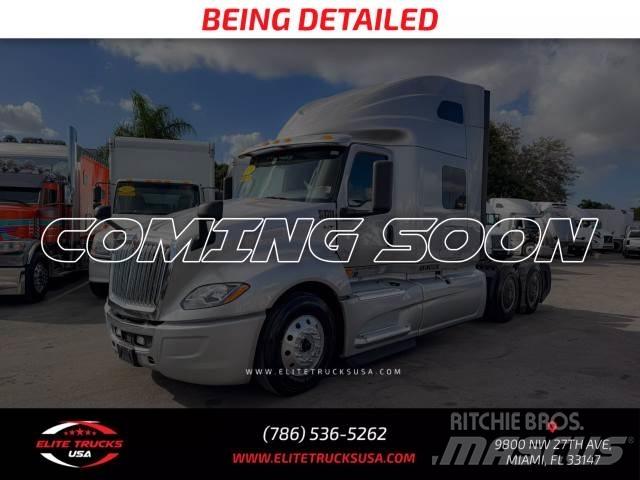 International LT Other trucks