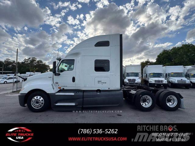 International LT Other trucks
