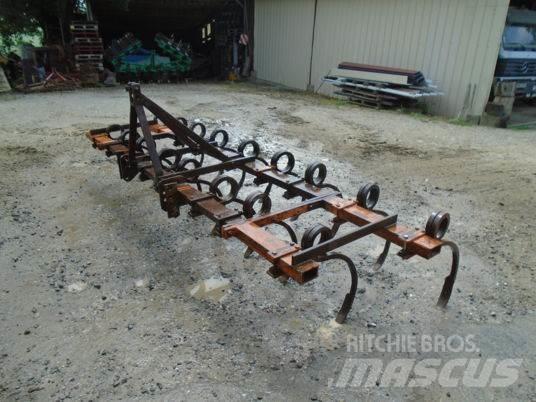 Rau Sicam Chisel ploughs