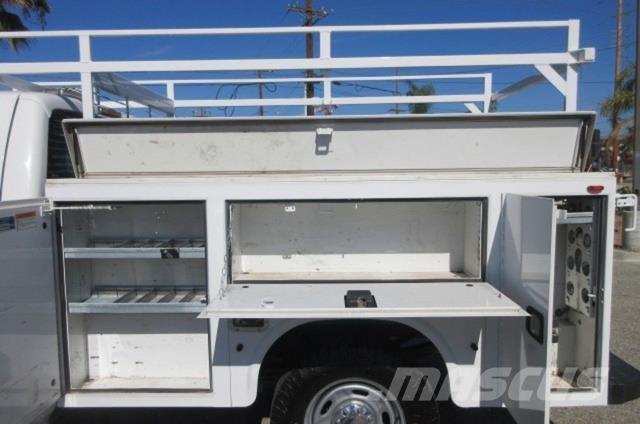 Ford F250 Recovery vehicles