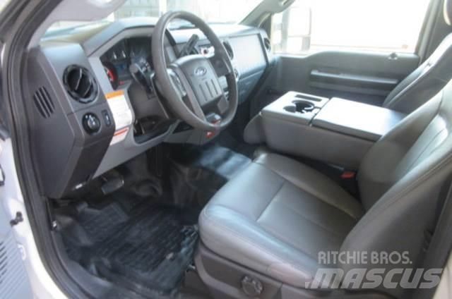Ford F450 Truck mounted platforms