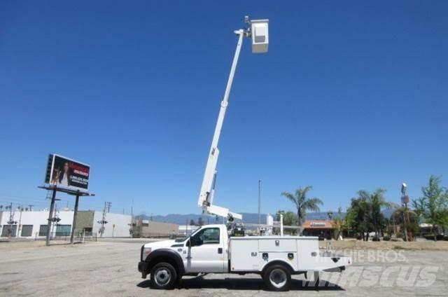 Ford F450 Truck mounted platforms