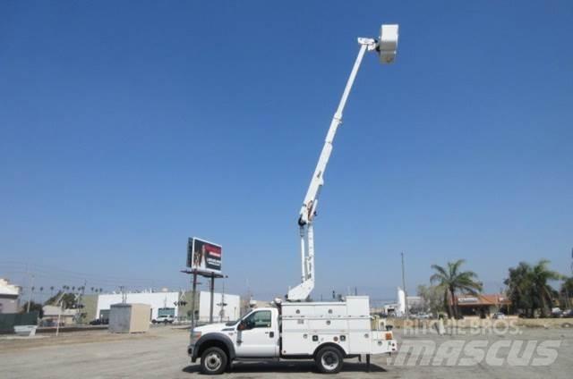 Ford F550 Truck mounted platforms