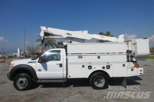 Ford F550 Truck mounted platforms