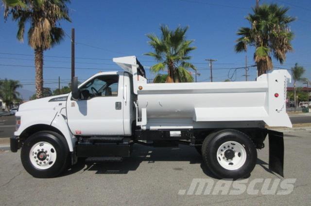 Ford F750 Recovery vehicles