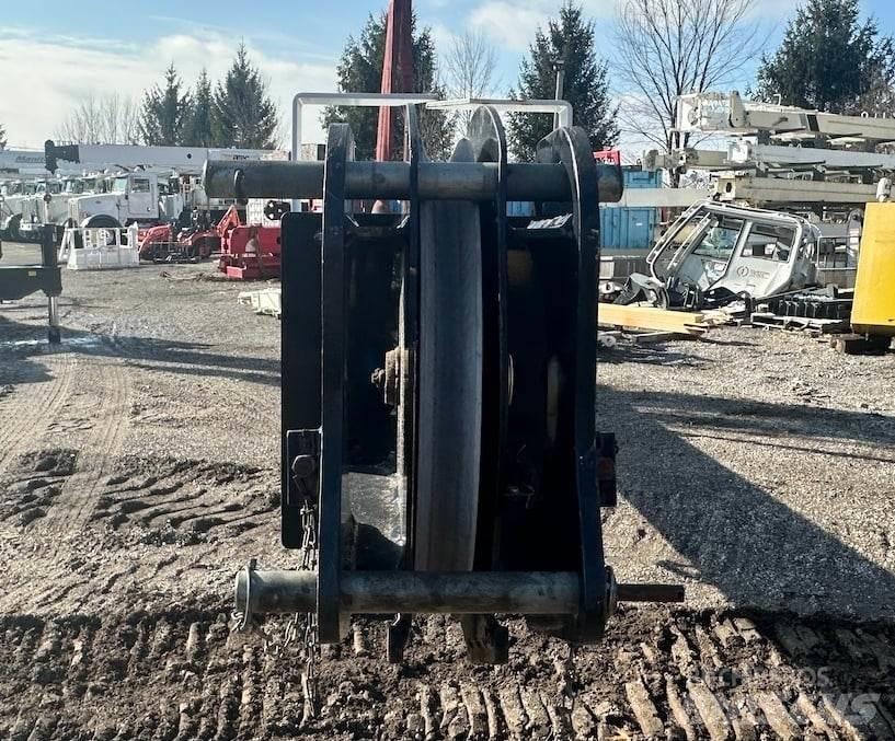 Altec 970017120 Booms and arms