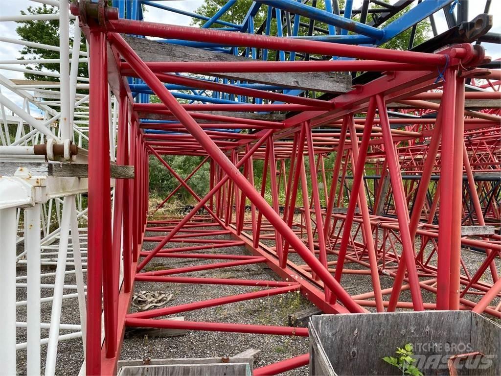 Manitowoc #22 Booms and arms