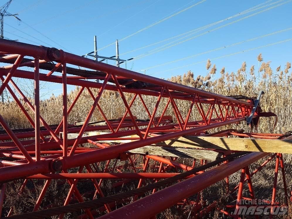 Manitowoc M65W Booms and arms