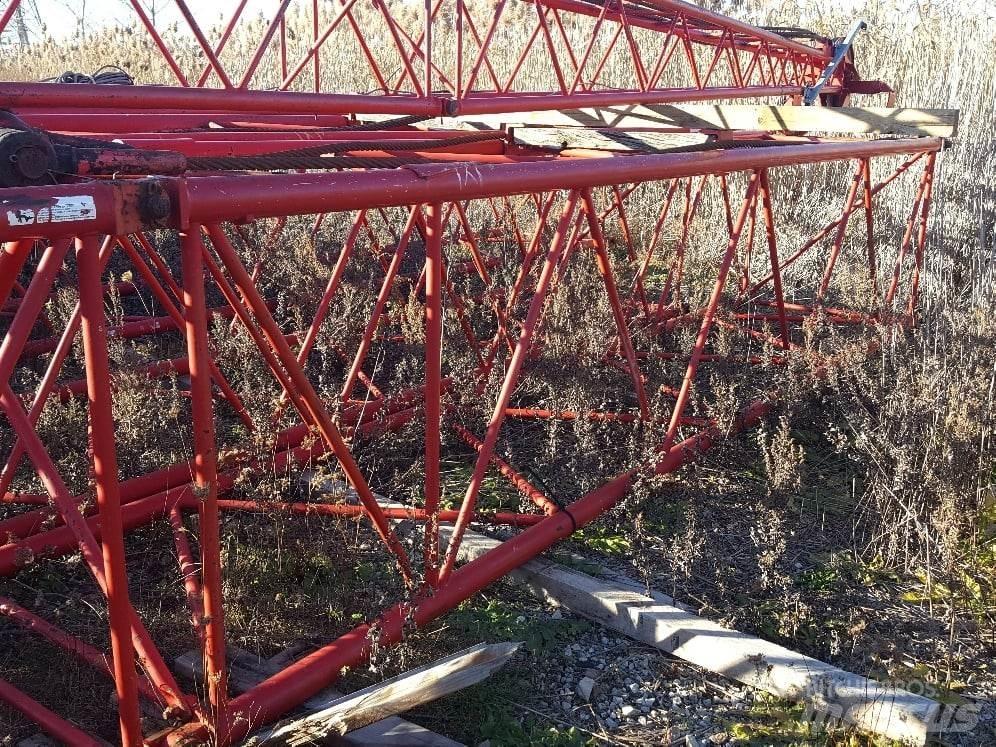 Manitowoc M65W Booms and arms