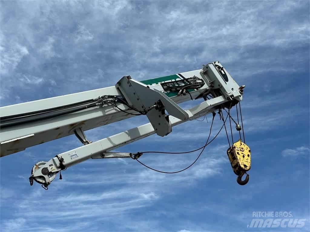 Mantis 3612 Track mounted cranes