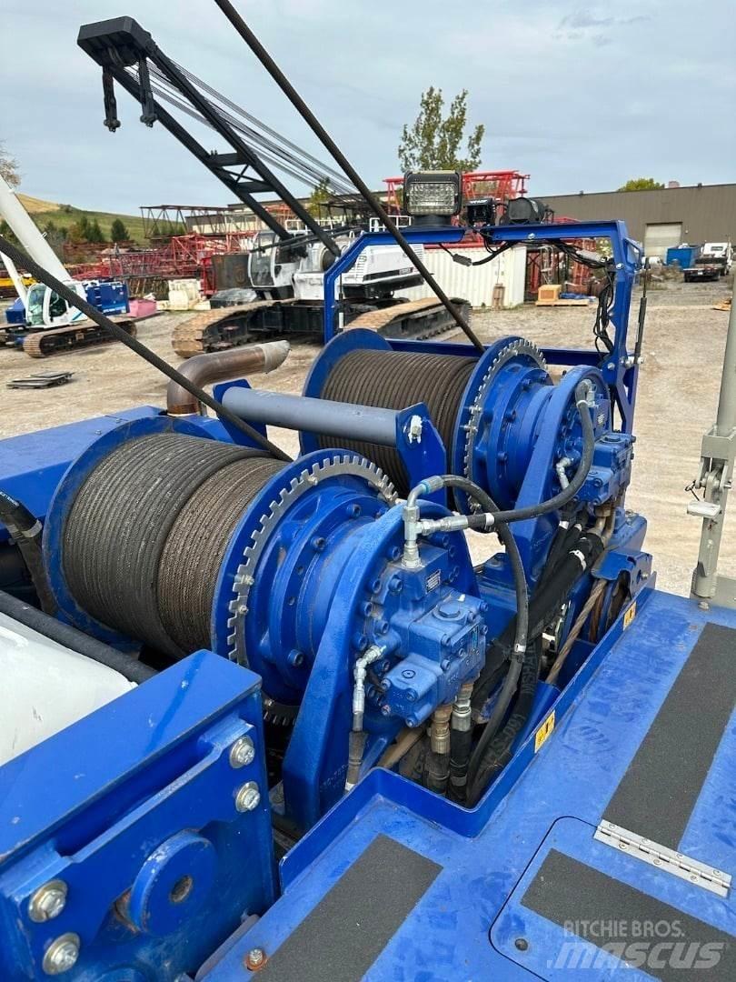 Mantis GTC-500 Track mounted cranes