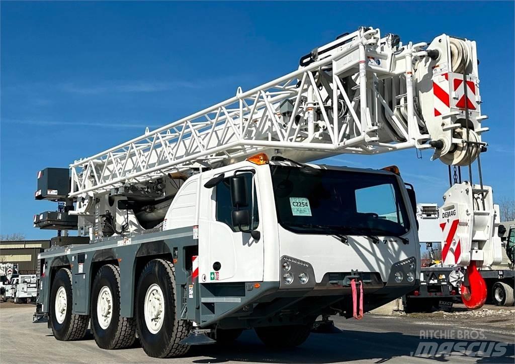 Tadano AC 3.060-1 All terrain cranes