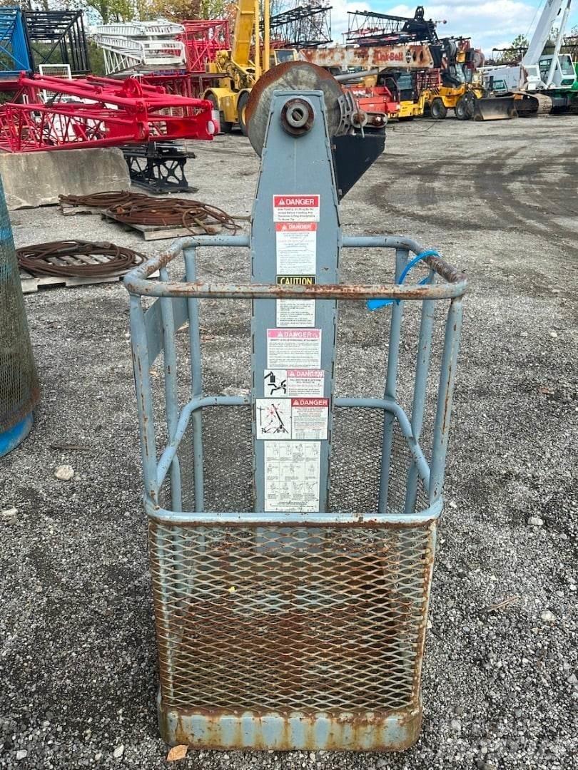  Unknown Crane parts and equipment