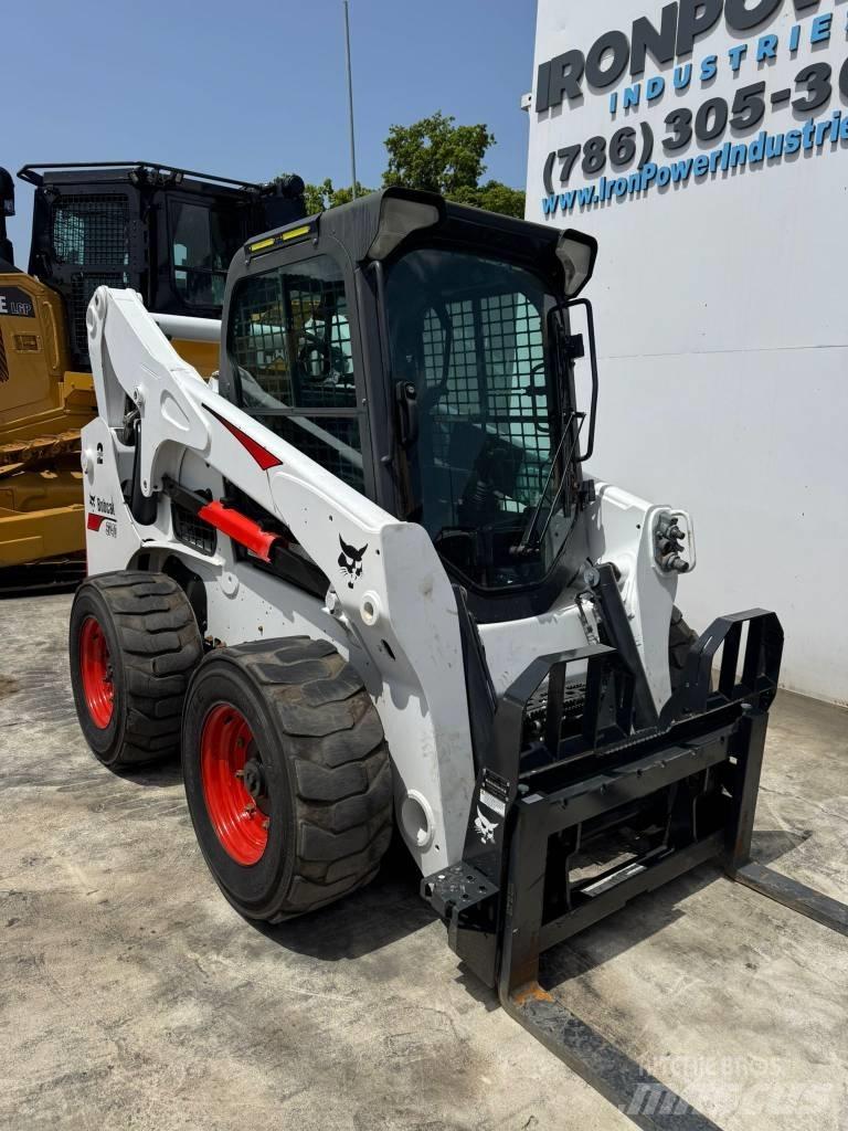 Bobcat S 740 Skid steer loaders