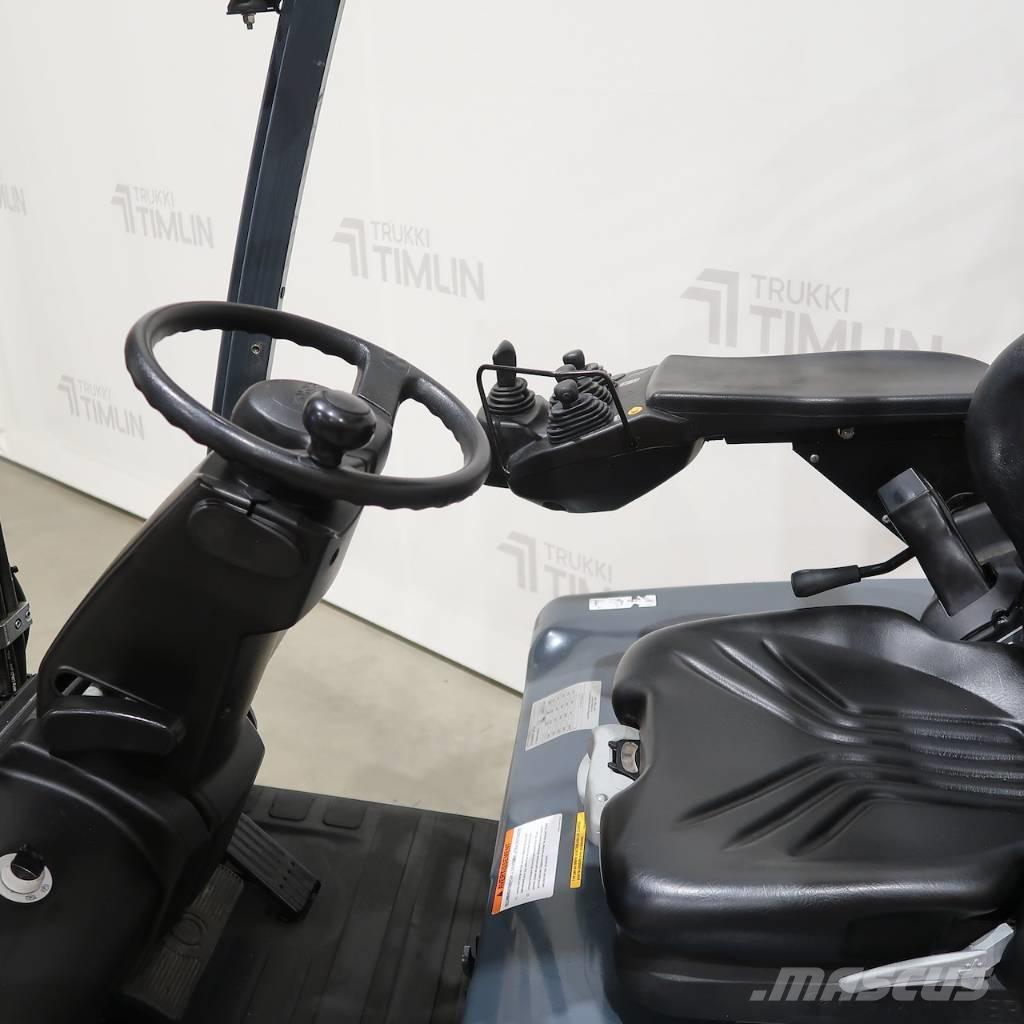 Toyota 8FBMT25 Electric forklift trucks