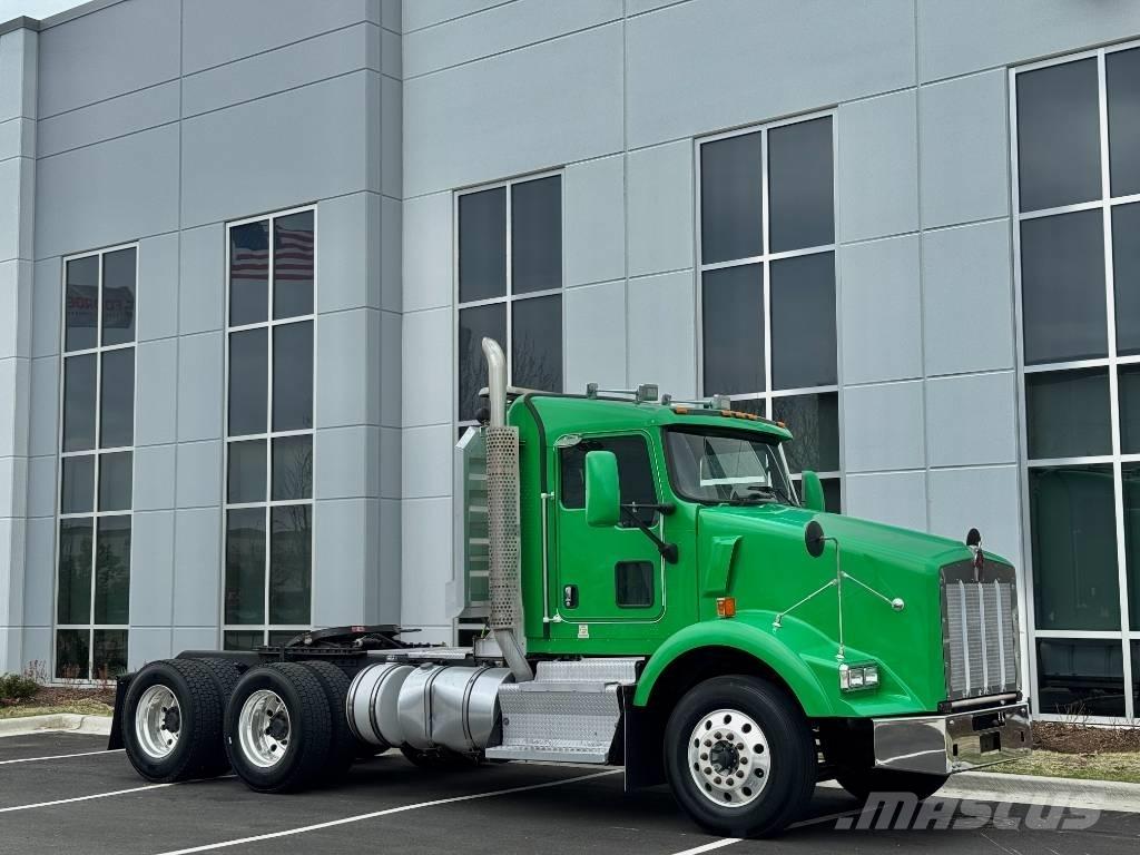 Kenworth T 800 Prime Movers