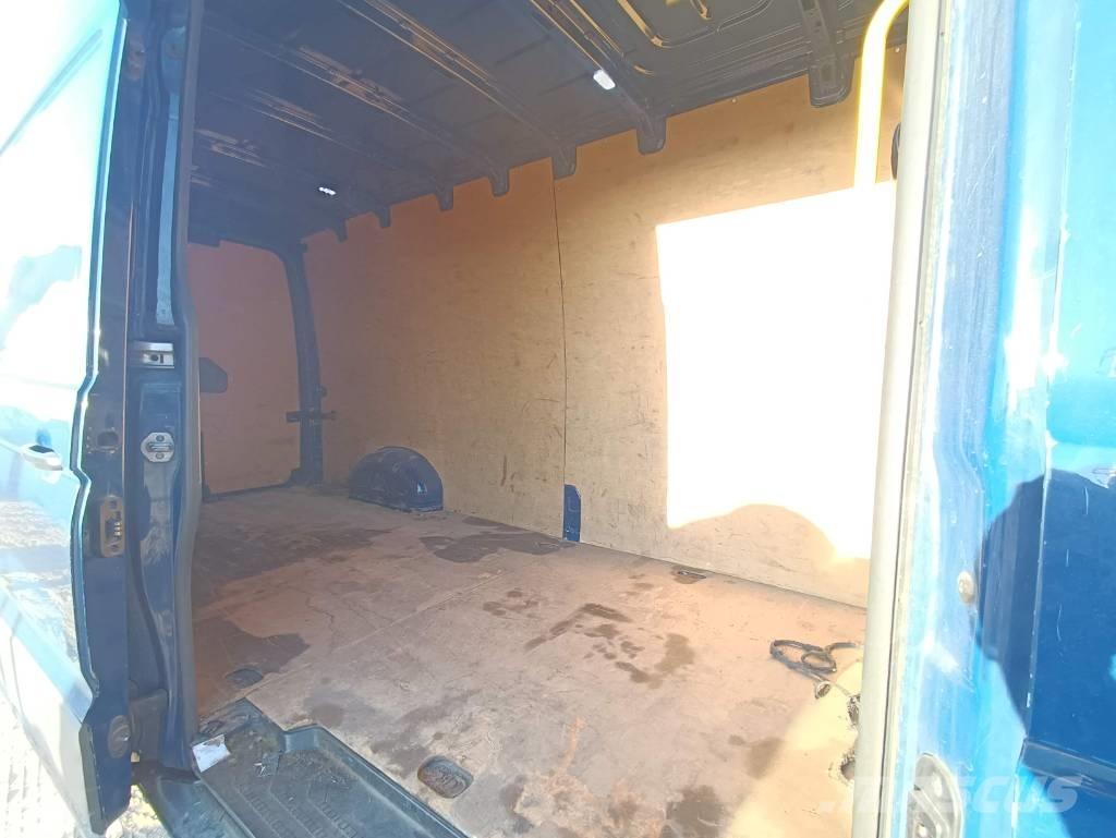 Volkswagen Crafter Panel vans