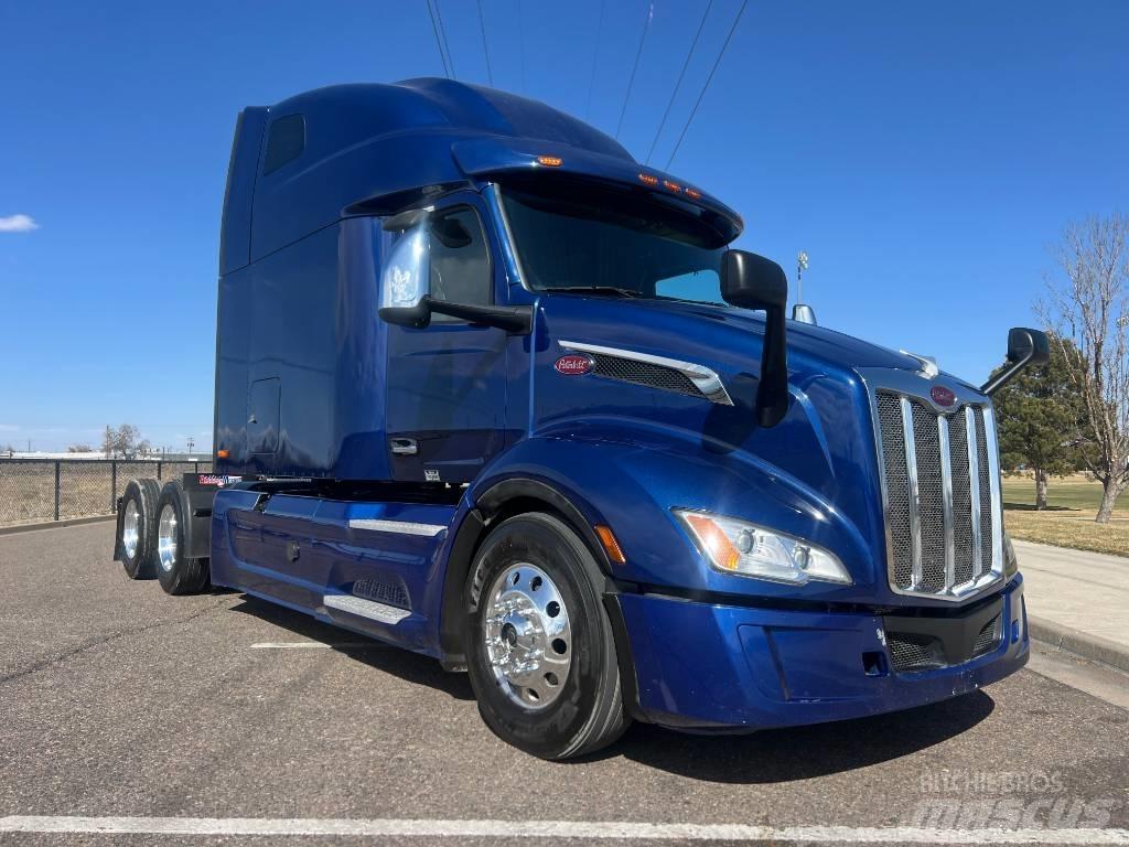 Peterbilt 579 Prime Movers