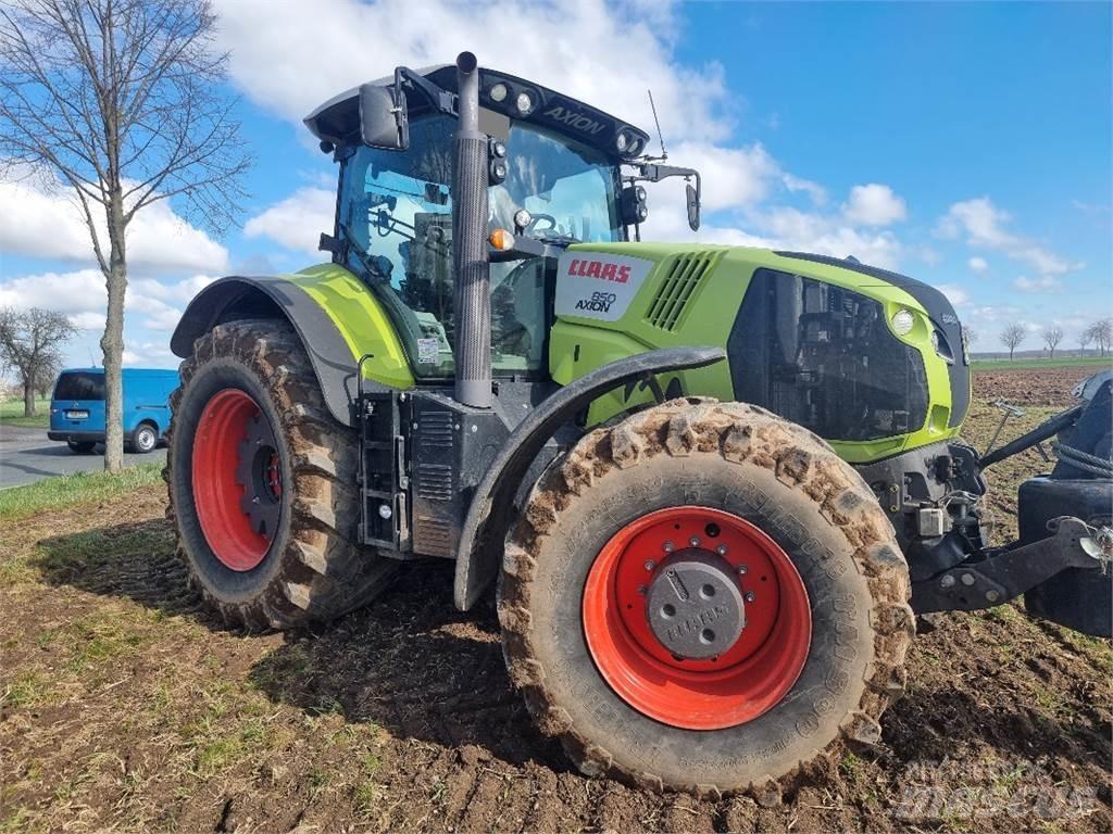 CLAAS Axion 850 Tractors