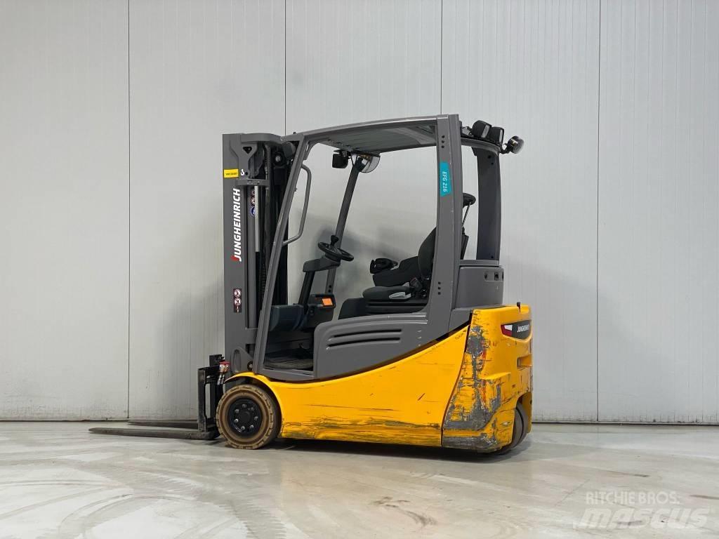 Jungheinrich EFG216 Electric forklift trucks