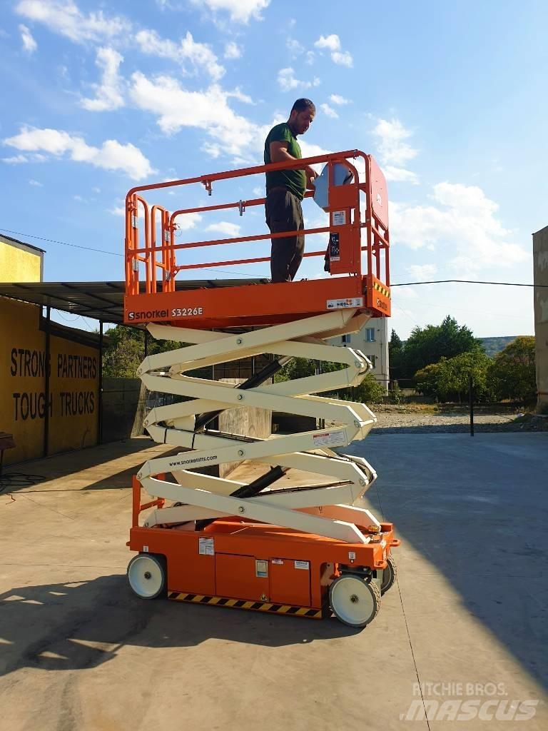 Snorkel S 3226E Scissor lifts