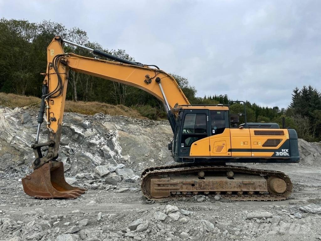 Hyundai HX 300 L Crawler excavators