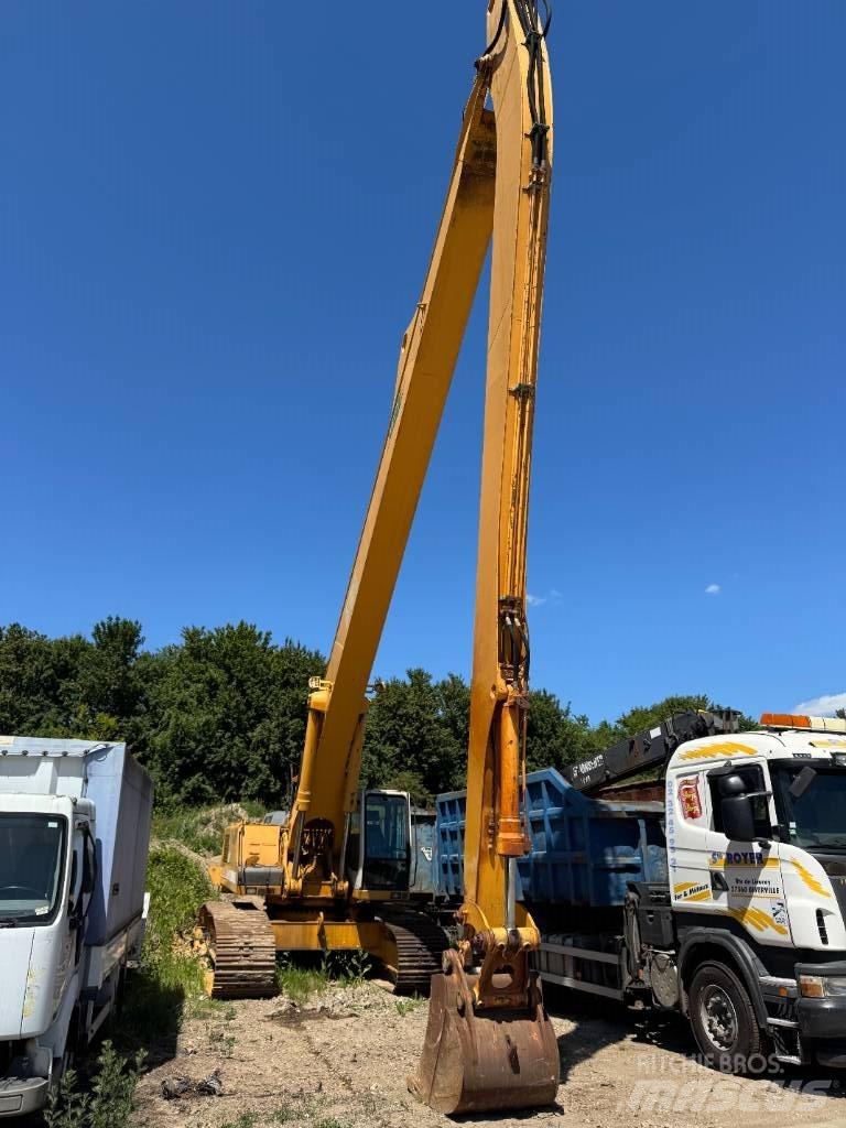 Liebherr 954 Long reach excavators