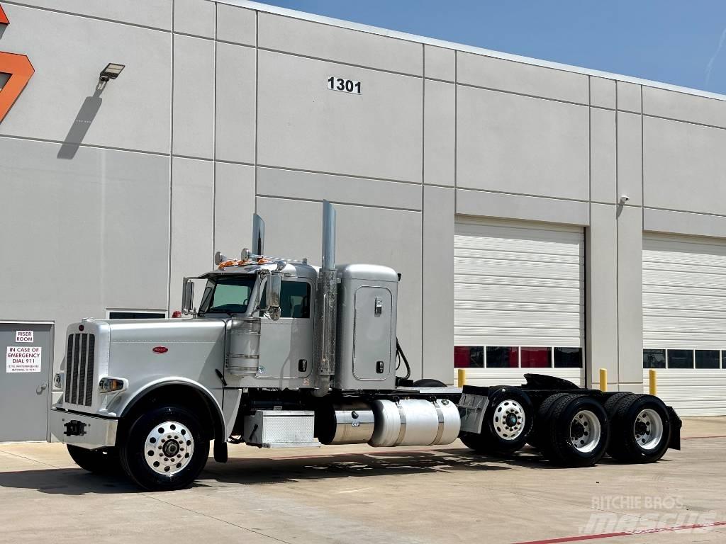 Peterbilt 389 Prime Movers