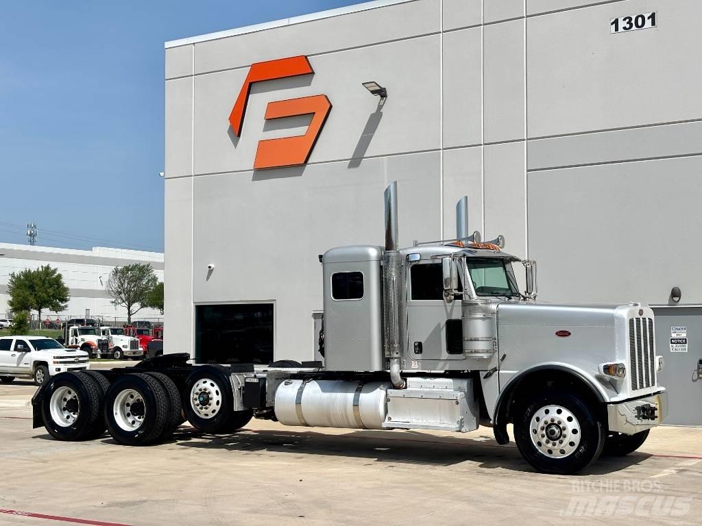 Peterbilt 389 Prime Movers