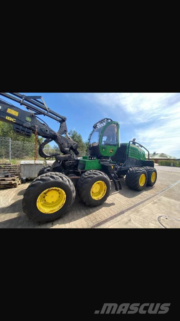 John Deere 1270 G Harvesters