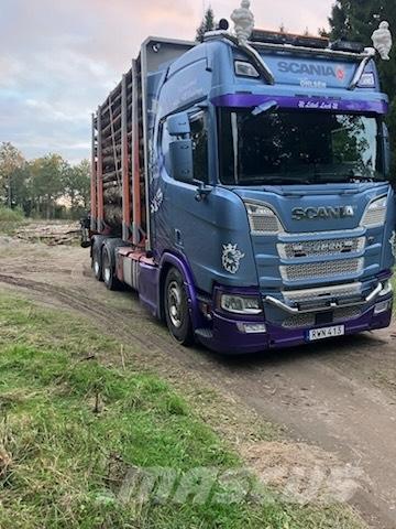 Scania R650B6X4NB Timber trucks