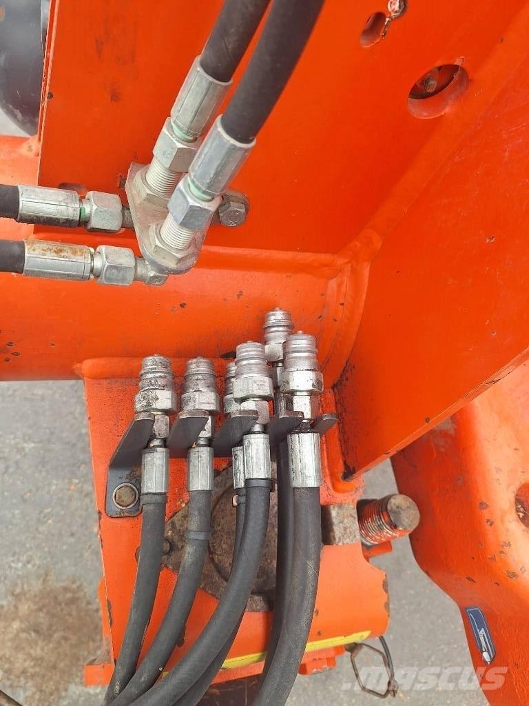 Kuhn Vari-Master 122 Reversible ploughs
