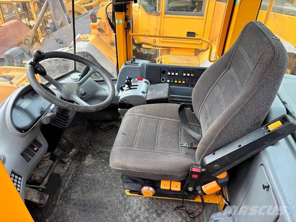 Volvo L 120 E Wheel loaders