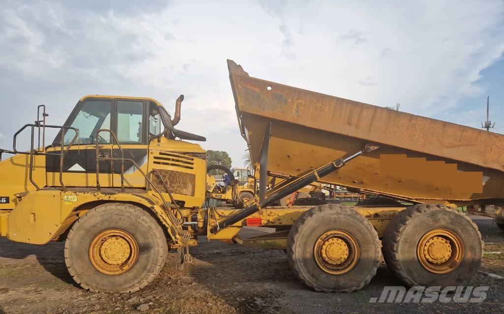 CAT 730 Articulated Haulers