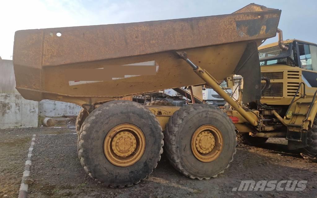 CAT 730 Articulated Haulers