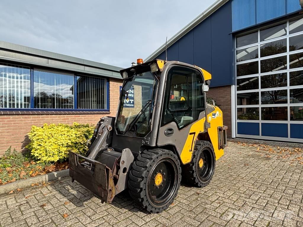 Volvo MC 70 Skid steer loaders