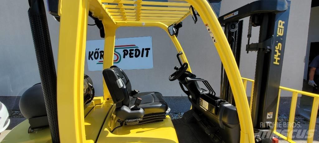 Hyster H 3.00 FT LPG trucks