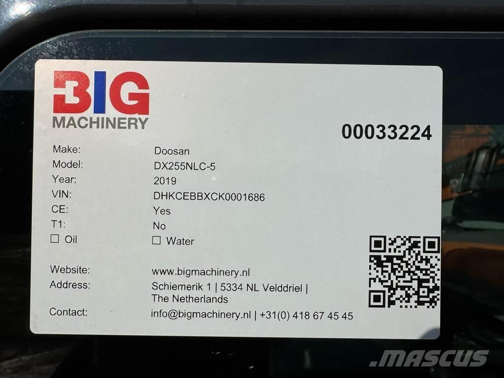 Doosan DX255NLC-5 Crawler excavators