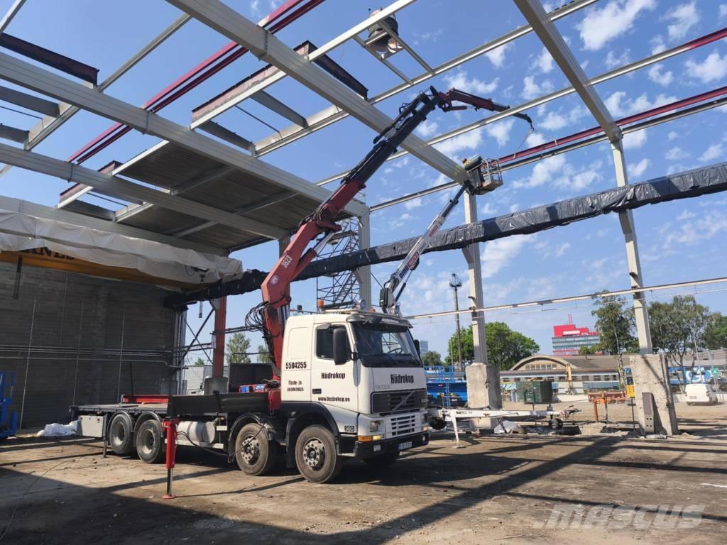 Volvo FH12 Truck mounted cranes