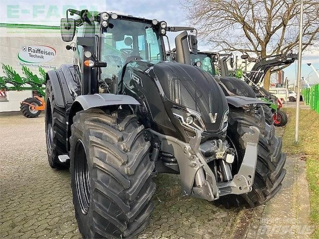 Valtra t 215a Tractors