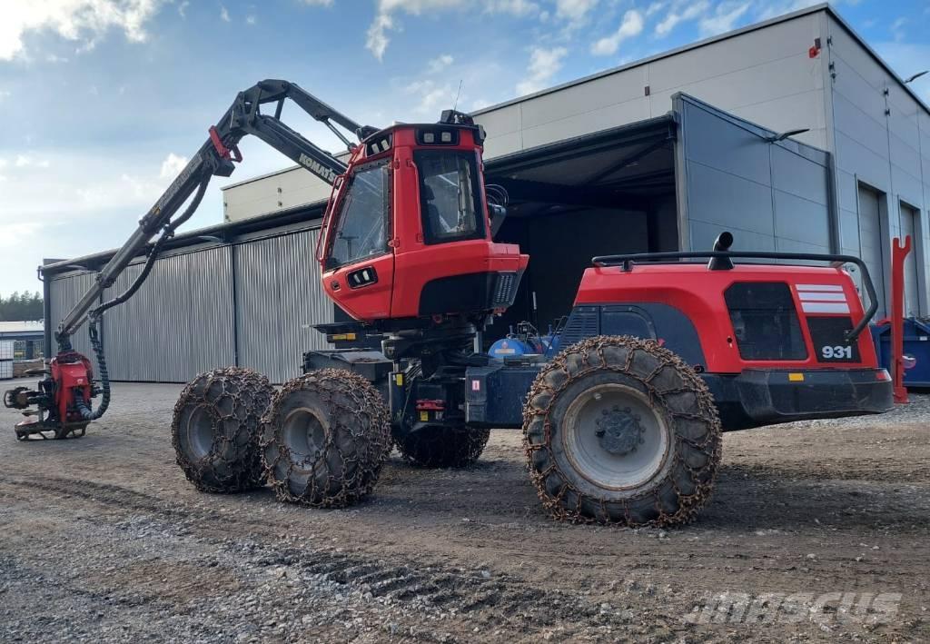 Komatsu 931 Harvesters