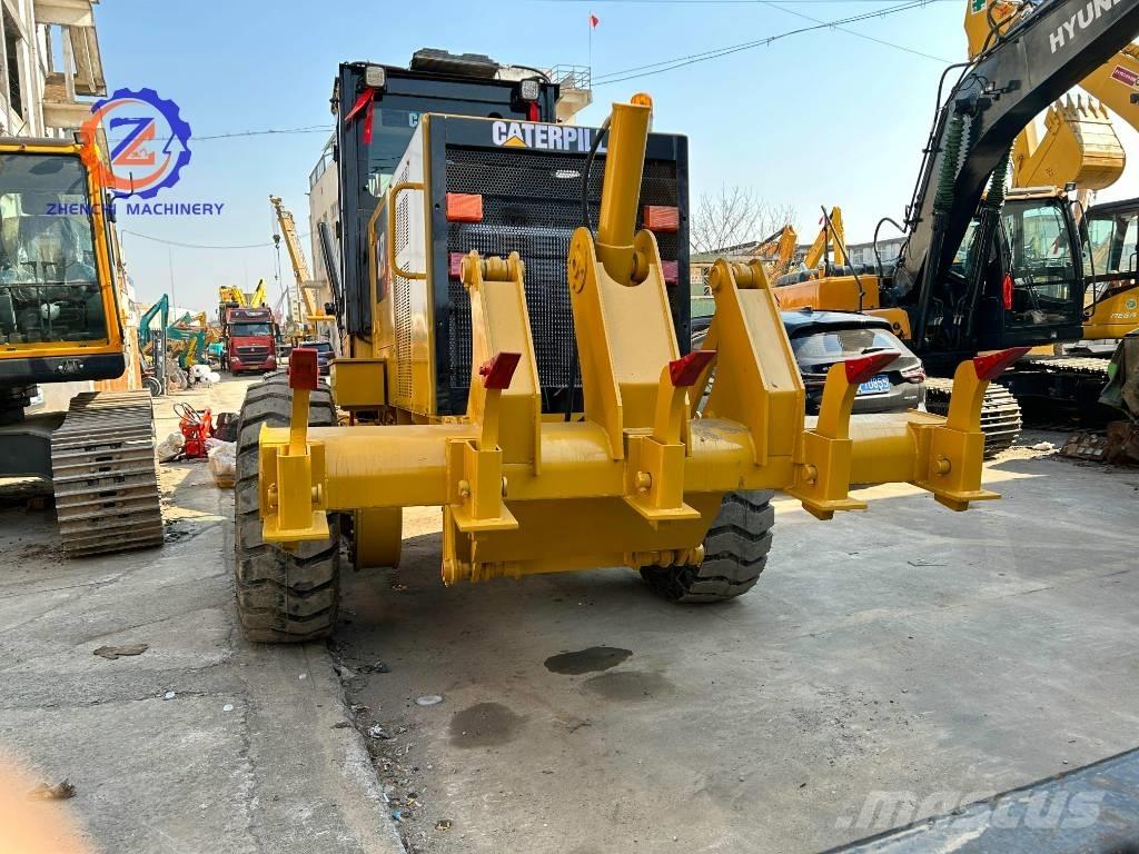 CAT 140 K Graders