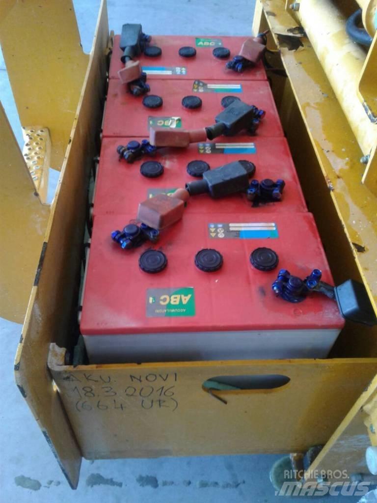Haulotte Compact 12 Scissor lifts