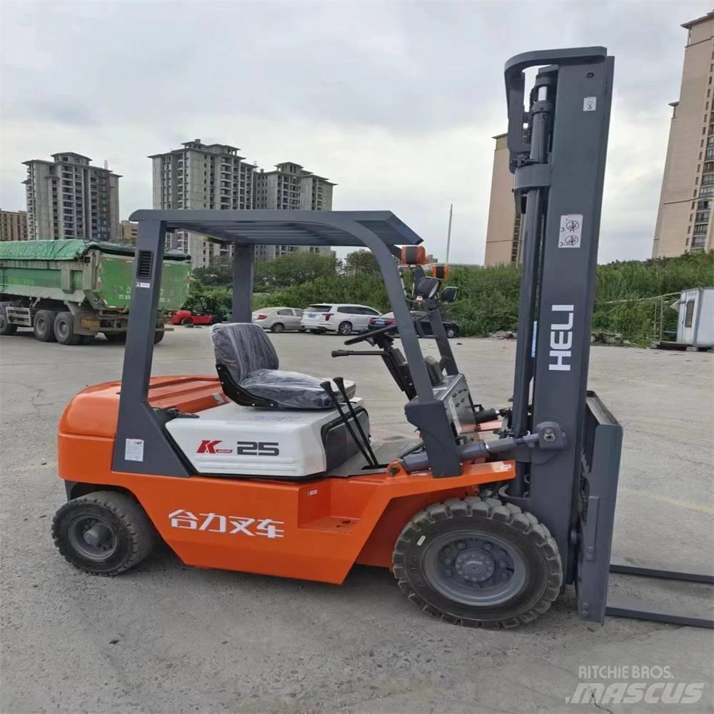 Heli CPC 25 Diesel trucks