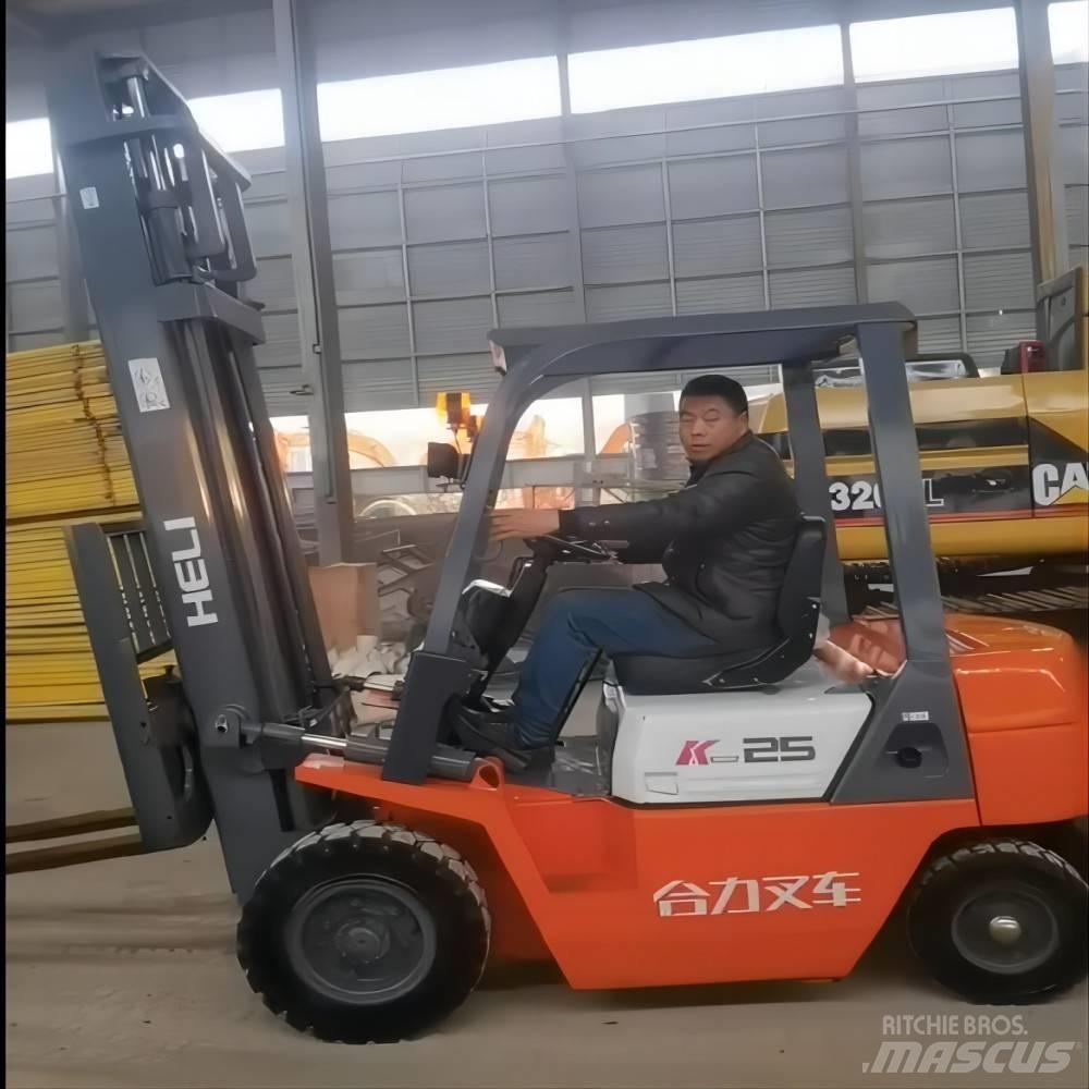 Heli CPC 25 Diesel trucks